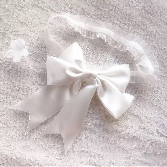 Satin Ribbon Bow Bridal Garter - Picture 2 of 5